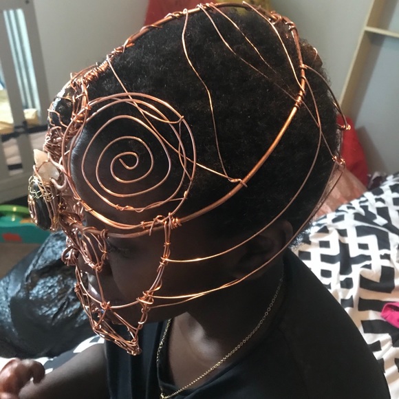 Copper mask - Picture 3 of 3